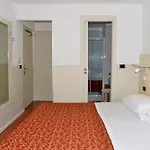 Hotel Amadeus E Teatro