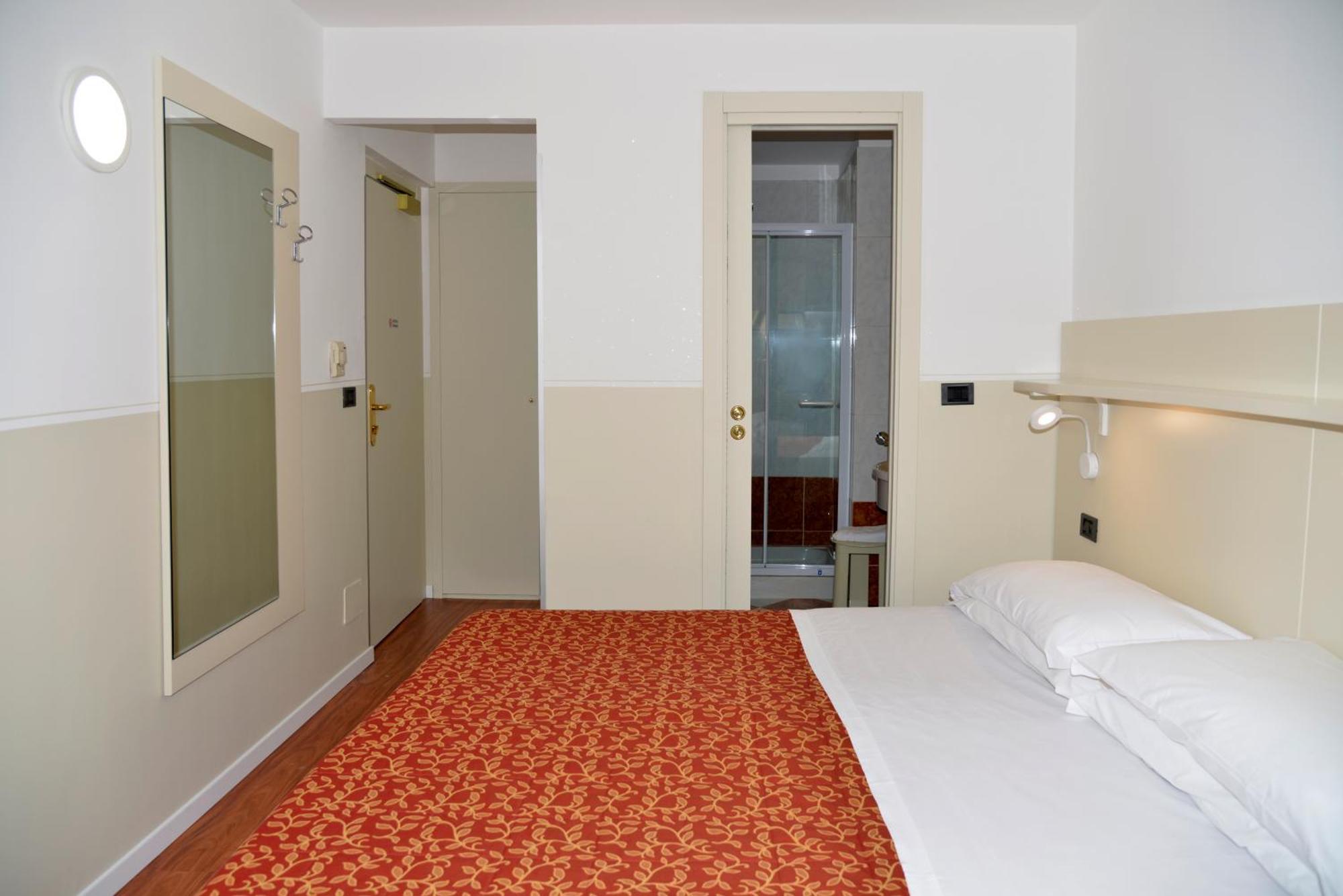 Amadeus E Teatro Hotel Torino