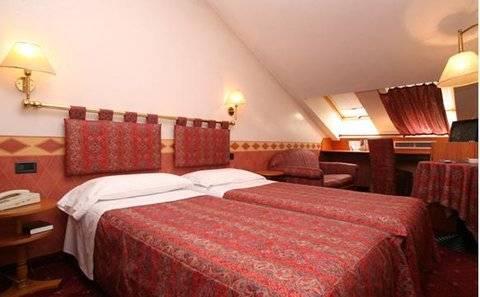 Hotel Amadeus E Teatro Torino
