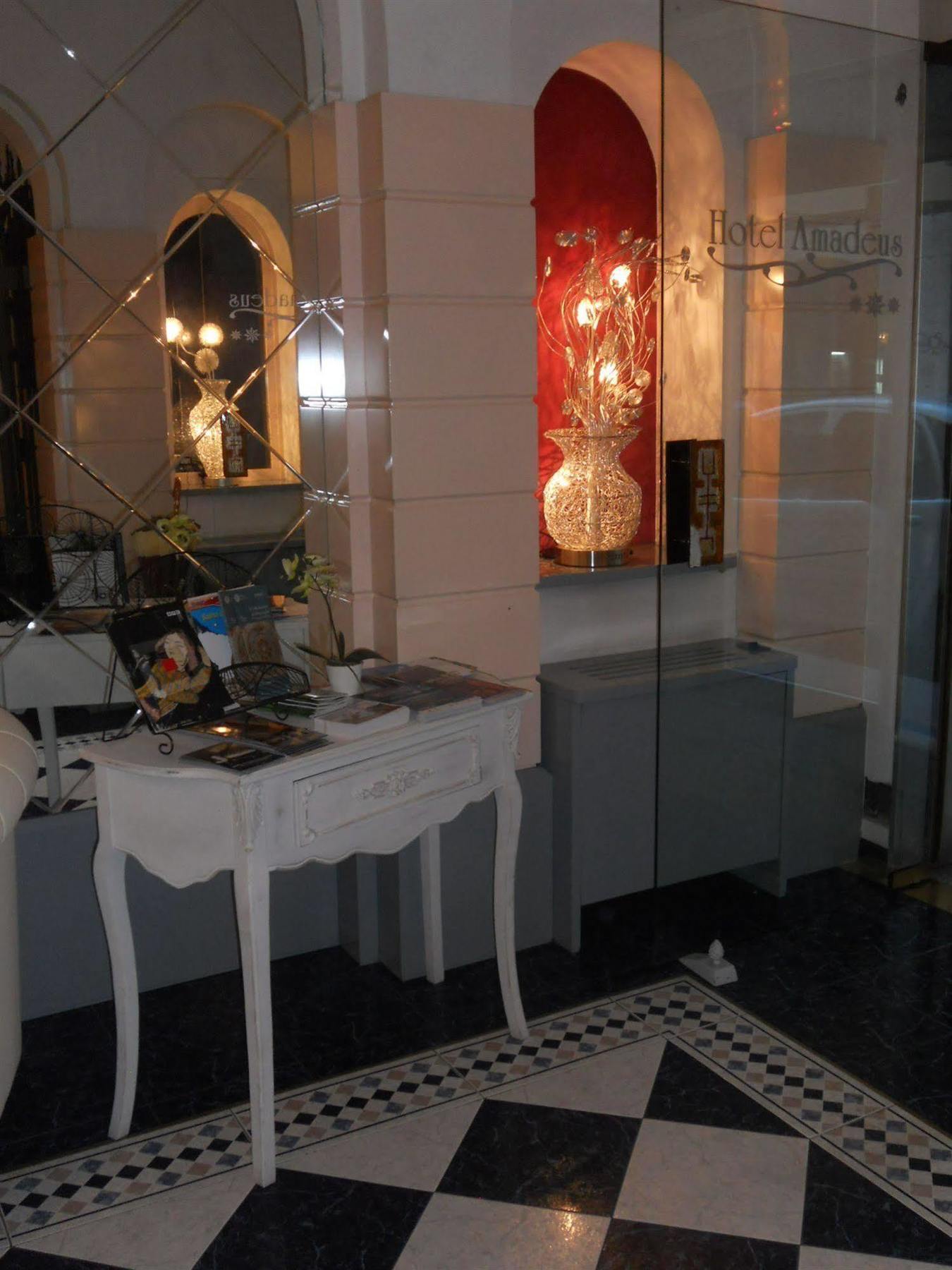 Amadeus E Teatro 3* Torino