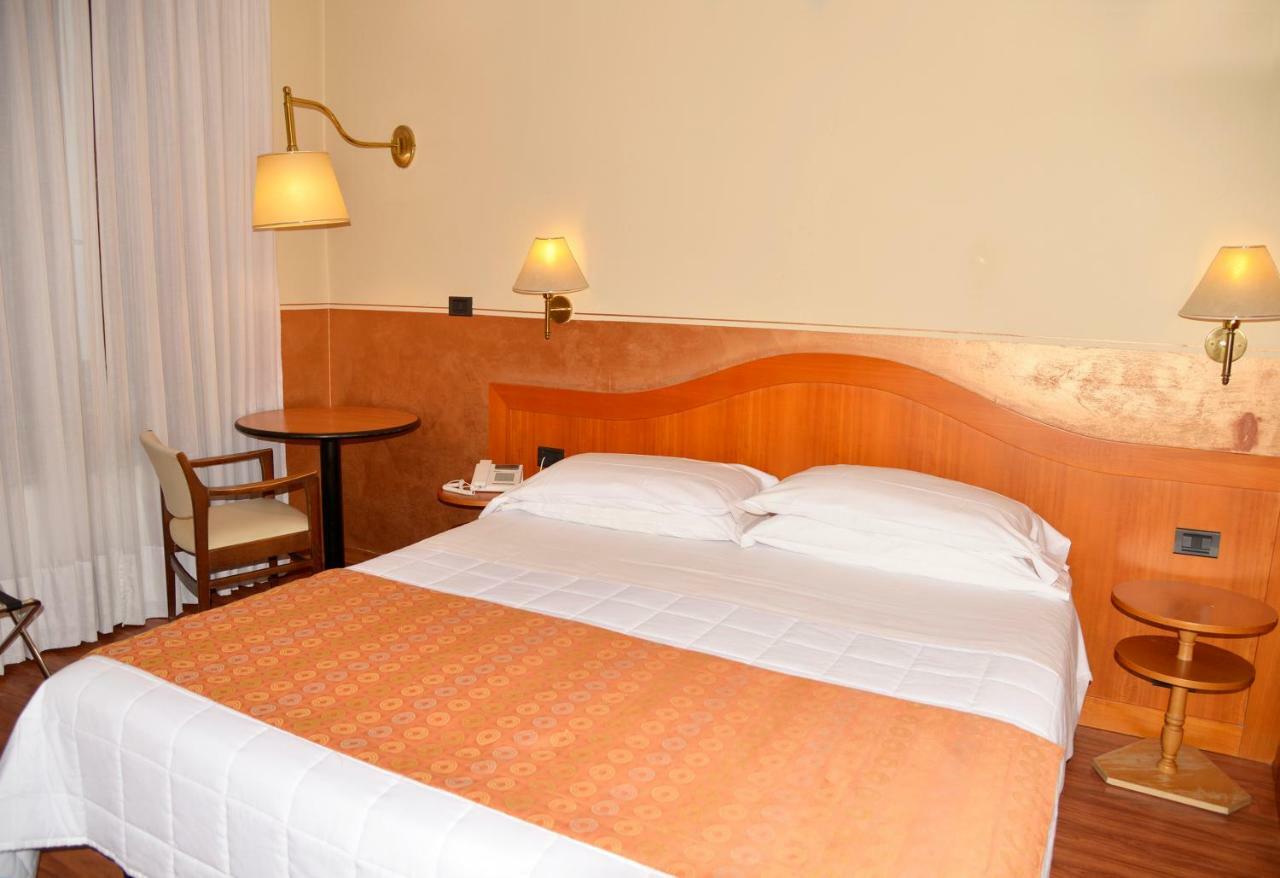 Amadeus E Teatro Hotel Torino